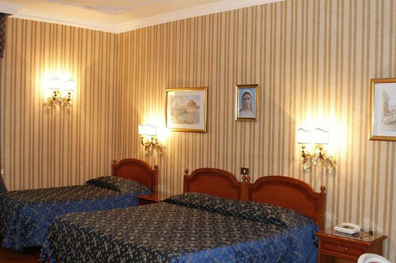 Hotel Sistina Rzym Zewnętrze zdjęcie